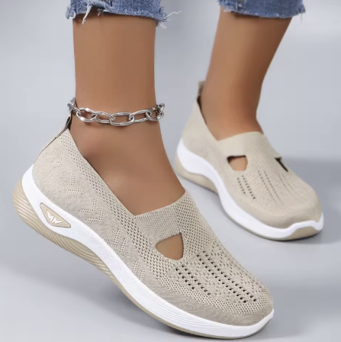Lekkie buty sportowe damskie z siateczką