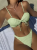 Modne prążkowane bikini damskie z usztywnianym biustonoszem i regulowanymi ramiączkami. Dostępne w kolorze czarnym, białym, liliowym i pistacjowym. Rozmiary S-L. Idealne na plażę i basen.